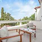 Oleandra Apartman *