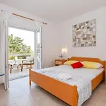 Oleandra Apartman *