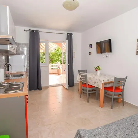 Appartement Neve - 50 M From *